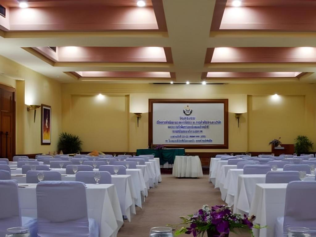 Lake View Hotel And Golf Club HHQ Extérieur photo