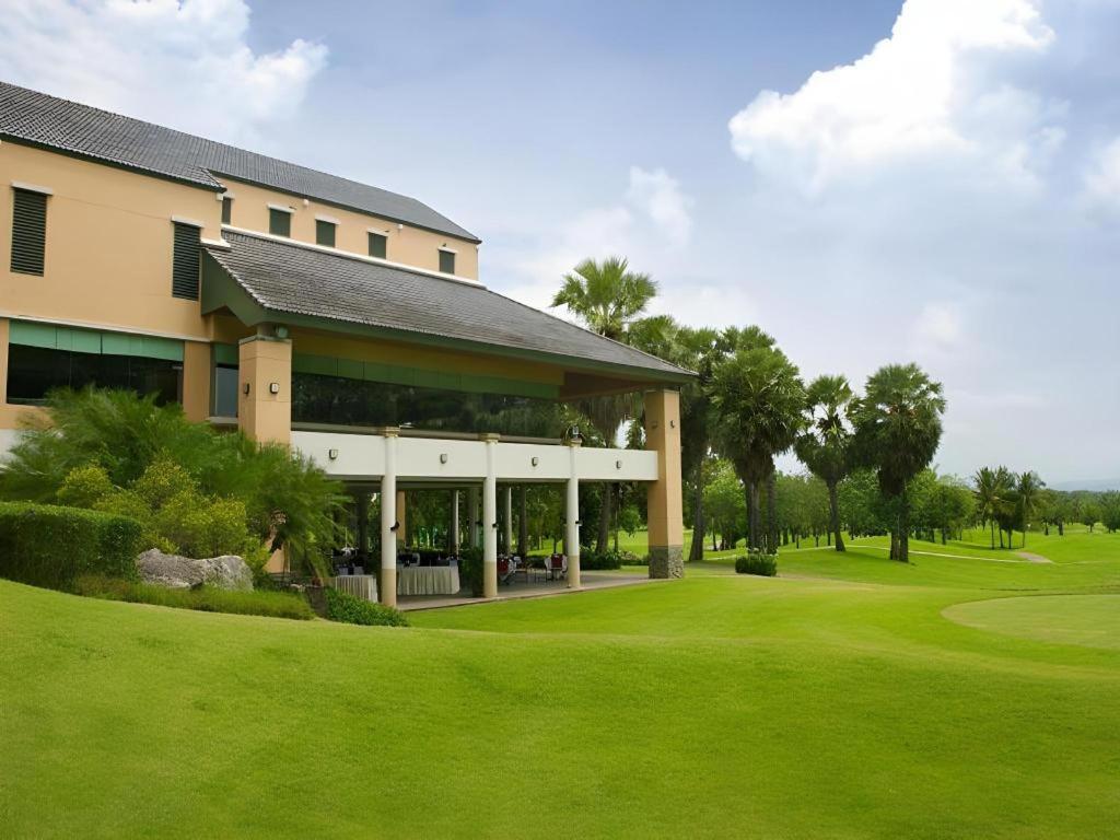 Lake View Hotel And Golf Club HHQ Extérieur photo