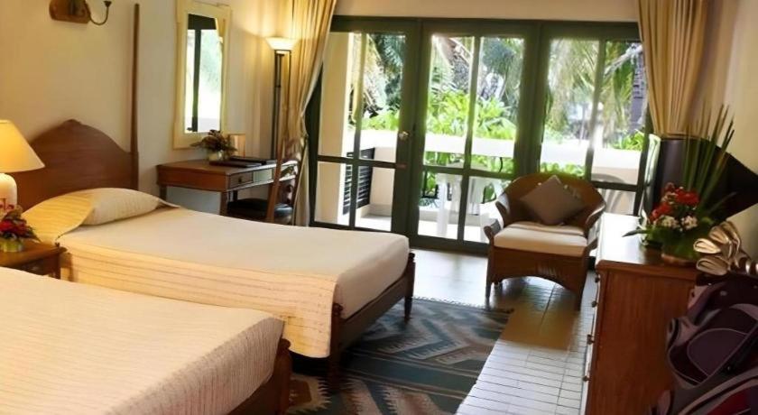 Lake View Hotel And Golf Club HHQ Extérieur photo